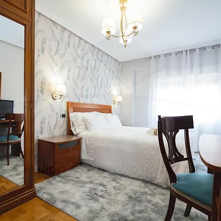 Διαμέρισμα Ezcurdia, *